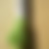 Echevette  de coton à broder  retors dmc , numero 4  , coloris 2788 vert vif 