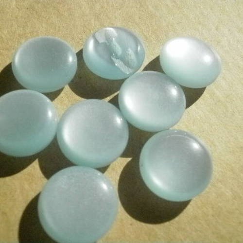 Lot de 4 boutons ronds  pastilles , en  plastique , coloris  bleu pale , diamètre 12 mm 
