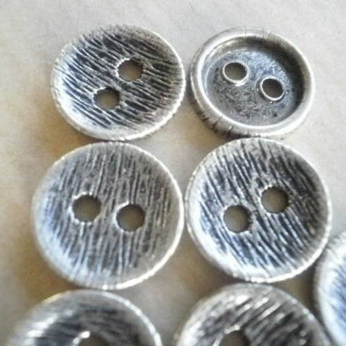 Lot de 6 boutons ronds à deux trous en  métal  argenté  , diamètre 15 mm