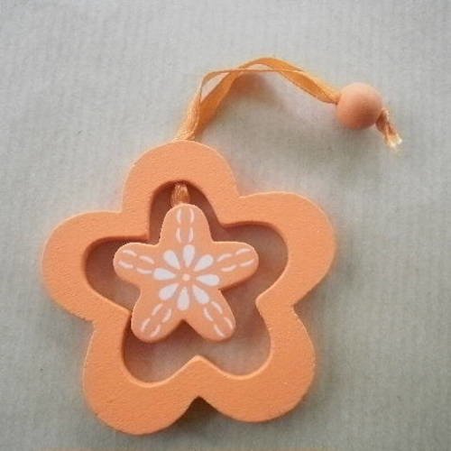 Fleur en bois à accrocher , coloris orange et blanc  , taille 6 cm