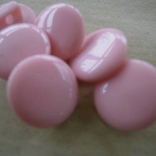Lot de 2 petits boutons ronds  en  plastique , coloris rose , diamètre 13 mm 