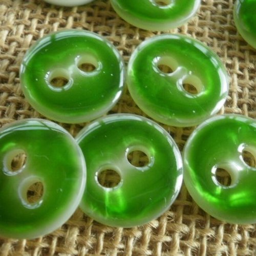 Boutons  ronds x 2 en plastique ,  coloris vert et blanc  , diamètre 18 mm