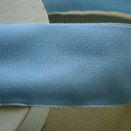 Ruban de velours  largeur  35 mm , coloris  bleu  clair 
