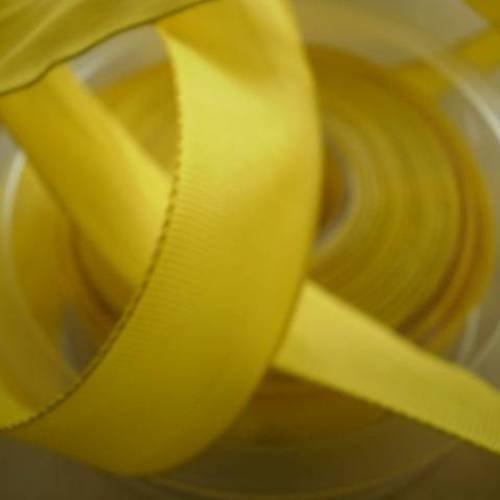 Ruban en synthétique x 2 mètres  , coloris jaune , largeur 2,5 cm