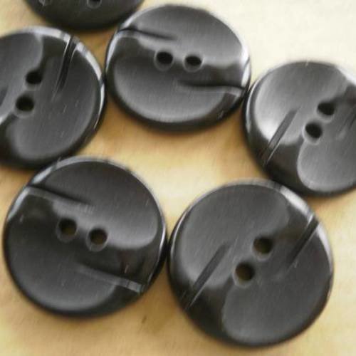 Lot de 2 boutons ronds à deux trous  en plastique ,  coloris  noir  , diamètre  18 mm  