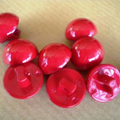 Lot de 2 boutons boules en plastique  , coloris rouge  , diamètre 13 mm