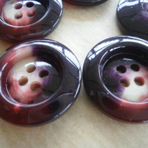 Boutons  ronds en plastique  , coloris bordeaux marbré écru  , diamètre 23 mm