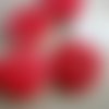 Lot de 2 boutons  ronds en plastique , coloris  rouge  et blanc , diamètre  23 mm 