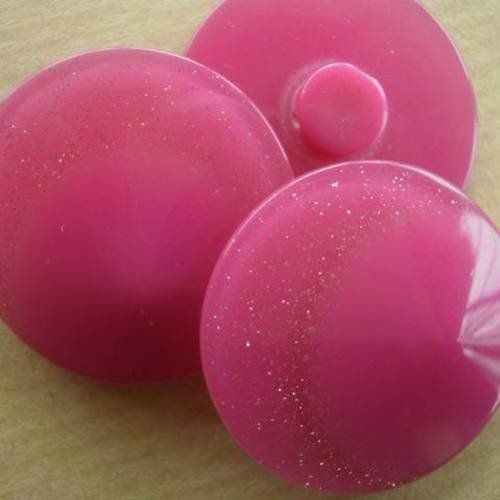 Boutons  ronds en plastique ,  coloris fuchsia  , diamètre 28 mm