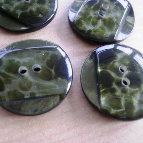 Lot de 3 boutons ronds en plastique  , coloris vert  marbré , diamètre  28 mm  