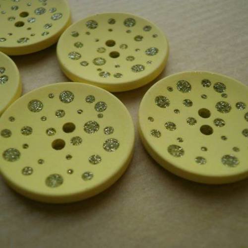 Boutons  ronds en plastique , coloris jaune citron , motifs argentés , diamètre 24 mm