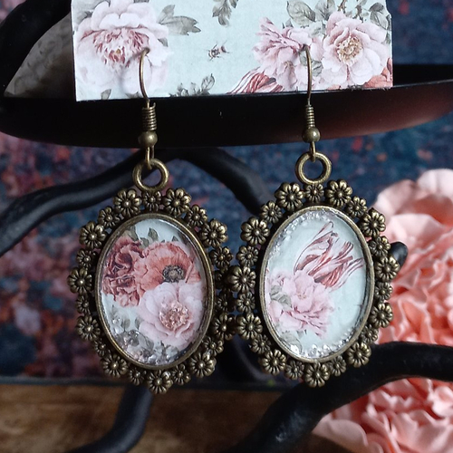 Boucles d oreilles collection flowers littérature 2,  romantiques,shabby, vintage