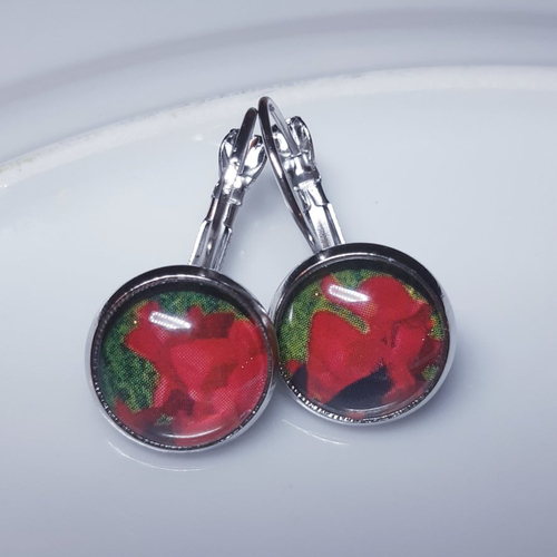 Boucles d'oreilles cabochon de verre à fleur rouge vert et argent - acier inoxydable