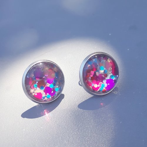 Boucles d'oreilles cabochon de verre en résine à paillettes rose poudré fuschia bleu rouge et puces argent