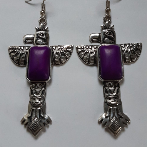 Boucles d'oreilles grande breloque aztèque argenté ajouré, rectangle violet