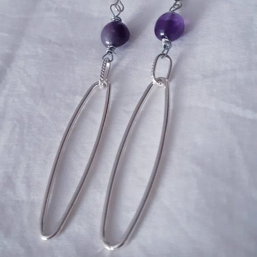 Boucles d'oreilles pierre améthyste violet, grande breloque ovale argenté