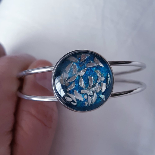 Bracelet cabochon verre artisanal pailletée bleu turquoise, argenté
