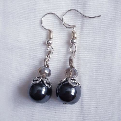 Boucles d'oreilles pierre hématite noire, cristal swarovski blanc facettée, argenté
