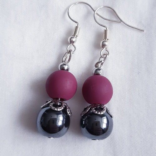 Boucles d'oreilles pierre hématite noire, perle verre violet, argenté