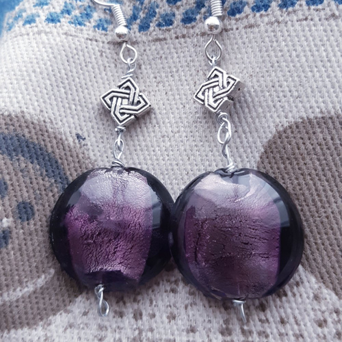 Boucles d'oreilles pierre verre de murano violet, nacré et losange argenté