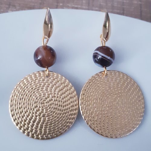 Boucles d'oreilles pierre fine agate café blanc, rond doré martelé et pendant or - acier inoxydable