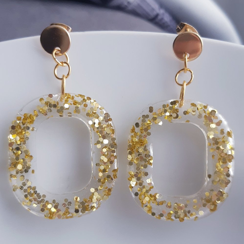 Boucles d'oreilles rectangle résine blanche géométrique artisanal pailleté doré et puces or - nacré - acier inoxydable