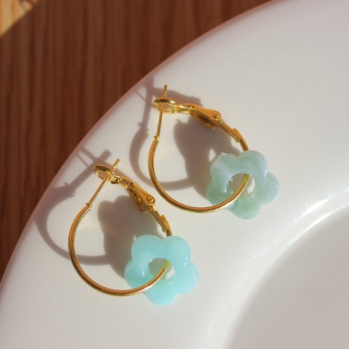 Boucles d'oreilles paquerette menthe