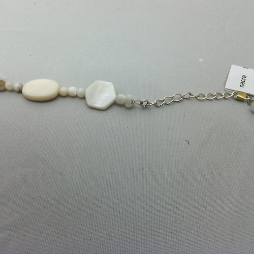 Bracelet nacre blanche formes variées