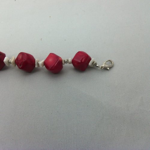 Bracelet corail rouge et blanc