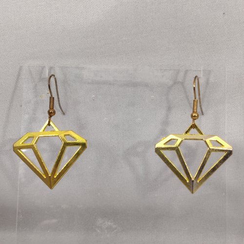 Boucles d'oreilles métal doré patiné forme diamant