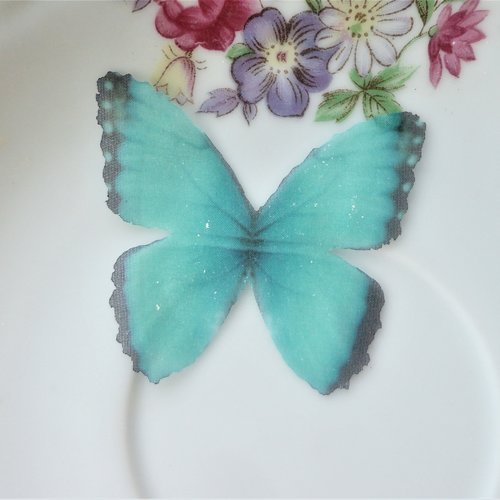 Papillon organza turquoise, pendentifs en textile ,aile de papillon , x 1 ,, bijoux elfique,