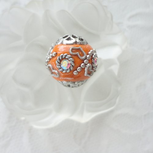 Perle tibétaine, perle indonésienne, bijoux boho, bijoux chic, céramique, incrustation, fantaisie