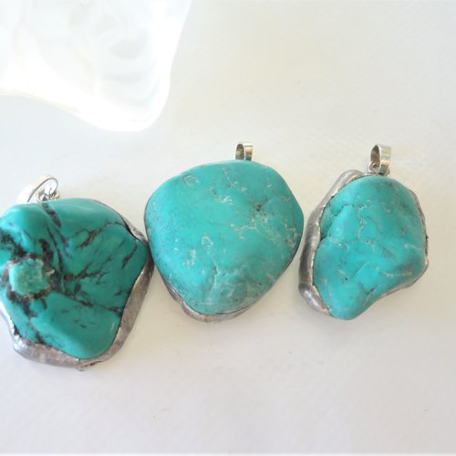 Pendentif pierre de turquoise naturelle, pierre bleue, charme collier, chakra, bijoux ethnique, tibet,