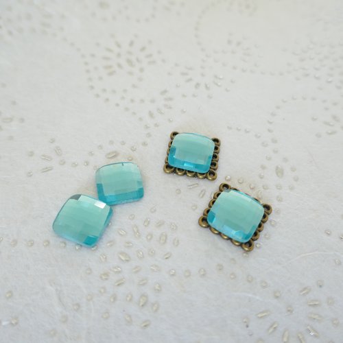Lot cabochon en verre facette, ancien cabochon carré, 12 mm, x4, dos plat, bleu ciel