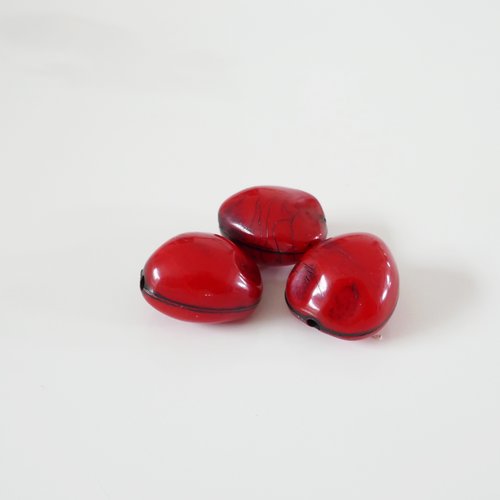 Grande perle coeur rouge, création bijoux , thème amour, ancienne perle, 1980,