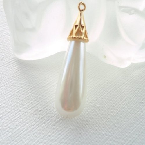 Pendentif nacre goutte, pendentif coquillage nacré, déstockage, solde, charm, bijoux,