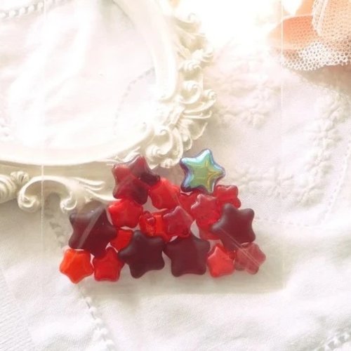 Perle verre tchèque, perle étoile, verre rouge, beads, transparente, bohème