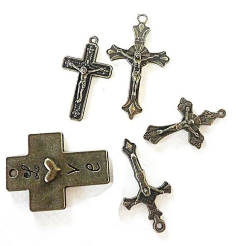 Pendentif croix bronze, lot mixte croix, bijoux religieux,