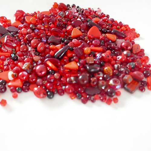 Lot perle verre rouge , 100 perles, diy bijoux, verre thcèque, bohème