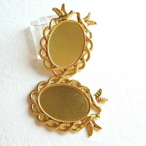 Pendenif ovale doré, oiseau, cabochon 25 x 18 mm , 2 pendentifs