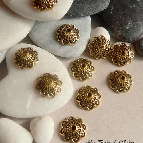 10 calottes coupelles fleurs filigranées en metal couleur doré antique en forme de cône 14 mm 