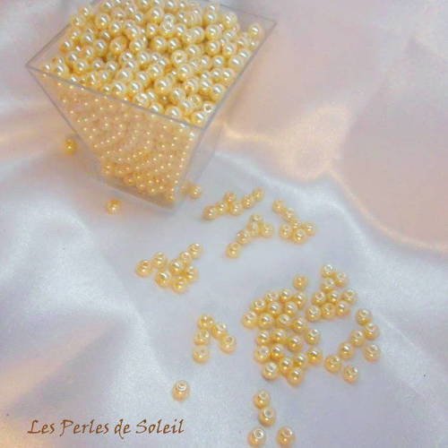75 perles 6mm nacrées doré light  en verre 