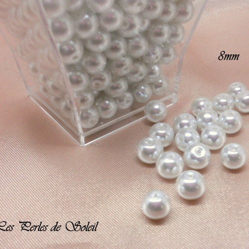 50 perles nacrées en verre 8mm blanches 