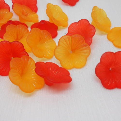 20 fleurs givrées acryliques camaieu de rouge et orange  21x9mm 
