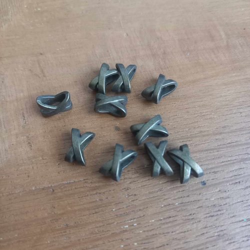 10 intercalaires bronze 3cm x 0.5cm
