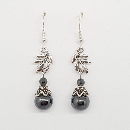 Boucles d'oreilles élégantes, noires et argent, hématites, métal argenté