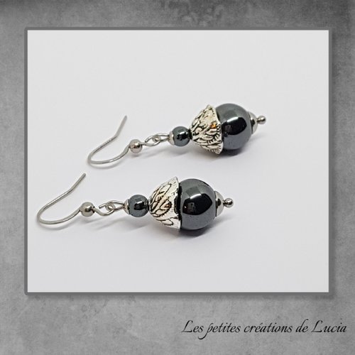 Boucles d'oreilles  pendantes en acier et métal argenté, hématites noires