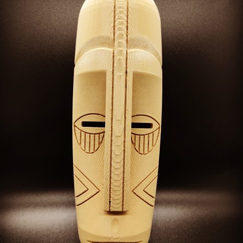 Masque tribal