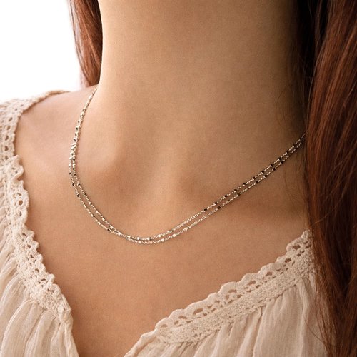 Collier double rang en argent 925, chaînes fines avec perles carrées, bijou minimaliste et élégant pour femme