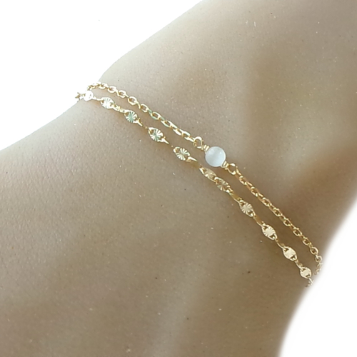 Bracelet multi chaine - or 18 carats - perle blanche - oeil de chat - bracelet 2 chaines